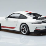 Porsche 911 992 GT3 Blanco Norev 1:18 - image 6 of 7
