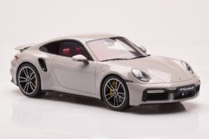 Porsche 911 992 Turbo S Crayon Gris GT Spirit 1:18 GT431 Resina - imagen 4 de 6