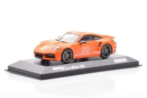 Porsche 911 992 Turbo S Gulf Naranja Minichamps 1:43 WAP0209060N002 Metal - imagen 2 de 4