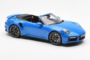 Porsche 911 992 Turbo S Shark Azul GT Spirit 1:18 GT441 Resina - imagen 4 de 6