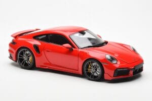 Porsche 911 992 Turbo S Sport Design Rojo Minichamps 1:18 113069078 Metal - imagen 6 de 8