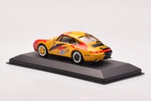 Porsche 911 993 Cup #1 IAA Presentation Porsche Supercup 1993 Minichamps 1:43 430946300 Metal - imagen 3 de 4