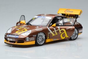 Porsche 911 996 GT3 Cup M. Marsh Carrera Cup Asia Winner 2004 AUTOart 1:18 80489 Metal - imagen 2 de 7