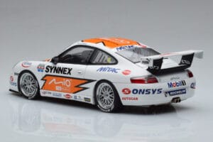 Porsche 911 996 GT3 R #1 C. Kwan Carrera Cup Asia 2004 AUTOart 1:18 80487 Metal - imagen 6 de 7