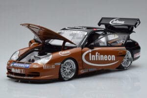 Porsche 911 996 GT3 R #2 S. Miau Carrera Cup Asia 2004 AUTOart 1:18 80488 Metal - imagen 2 de 7