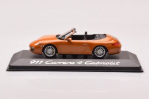 Porsche 911 997 Carrera 4 Cabriolet Naranja Metálico Minichamps 1:43 WAP02001618