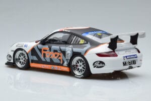 Porsche 911 997 GT3 Cup #33 M. Marsh Carrera Cup Asia 2006 AUTOart 1:18 80782 Metal - imagen 6 de 7