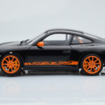 Porsche 911 997 GT3 RS Negro AUTOart 1:18 - image 4 of 8