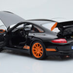 Porsche 911 997 GT3 RS Negro AUTOart 1:18 - image 5 of 8