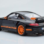 Porsche 911 997 GT3 RS Negro AUTOart 1:18 - image 7 of 8