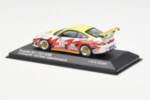 Porsche 911 997 GT3 RSR #31 J. Bergmeister / P. Long / L. Luhr 12 Hours of Sebring Class Winners 2005 Minichamps 1:43 4000564 - imagen 3 de 4