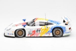 Porsche 911 GT1 #1 A. McNish / R. Sullivan / U. Alzen Rohr Motorsport Daytona 24 Hours 1998 UT Models 1:18 39611 Metal - imagen 3 de 6