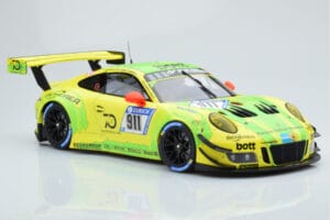 Porsche 911 GT3 R Manthey Racing #911 F. Scherer / K. Estre / R. Dumas / L. Vanthoor / E. Bamber 24 Hours of Nurburgring 2018 - imagen 4 de 6