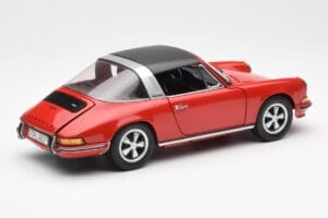 Porsche 911 Targa S Rojo Schuco 1:18 450036200 Metal - imagen 4 de 9