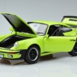 Porsche 911 930 Turbo 3.0 Verde Claro Norev 1:18 187666 Metal - image 2 of 7