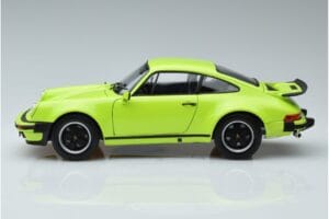 Porsche 911 930 Turbo 3.0 Verde Claro Norev 1:18 187666 Metal - imagen 4 de 7