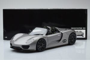 Porsche 918 Spyder Prototipo Gris Metalizado Minichamps 1:18 110060030 Metal - imagen 7 de 7