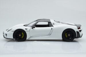 Porsche 918 Spyder Weissach Package Blanco Con Llantas Negras Minichamps 1:18 113062443 Metal - imagen 5 de 9