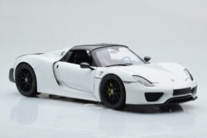 Porsche 918 Spyder Weissach Package Blanco Con Llantas Negras Minichamps 1:18 113062443 Metal - imagen 7 de 9