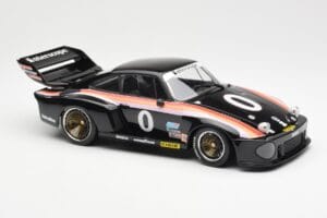 Porsche 935 #0 T. Field / D. Ongais / H. Haywood Interscope Racing 24 Hours of Daytona Winner 1979 Norev 1:18 187437 Metal - imagen 4 de 6
