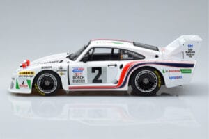 Porsche 935J #2 Liqui Moly R. Stommelen / R. Joest / V. Merl 24 Hours of Daytona Winner 1980 MCG 1:18 MCG18803R Metal - imagen 3 de 6