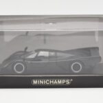 Porsche 962 Dauer Street Negro Mate Minichamps 1:43 - image 4 of 4