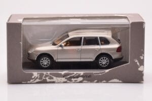 Porsche Cayenne 9PA Beige Minichamps 1:43 WAPC2000513 Metal - imagen 4 de 4