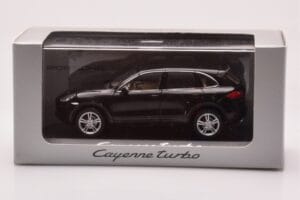 Porsche Cayenne 92A Turbo Negro Minichamps 1:43 WAP0200050B Metal - imagen 4 de 4