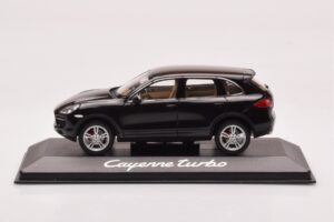 Porsche Cayenne 92A Turbo Negro Minichamps 1:43