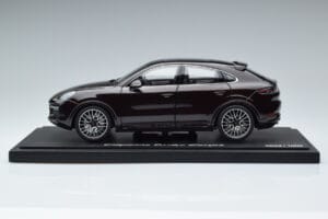 Porsche Cayenne Turbo Coupe Caoba Norev 1:18 WAP0213190K Metal - imagen 4 de 8