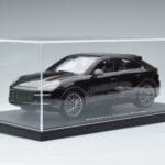 Porsche Cayenne Turbo Coupe Caoba Norev 1:18 WAP0213190K Metal - image 7 of 8