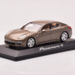 Porsche Panamera 970 4 Beis Metálico Minichamps 1:43 - image 2 of 4