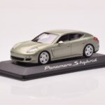 Porsche Panamera 970 S Hybrid Critall Verde Minichamps 1:43 - image 2 of 4