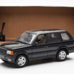 Range Rover P38 4.6 HSE Negro Metálico AUTOart 1:18 - image 2 of 9