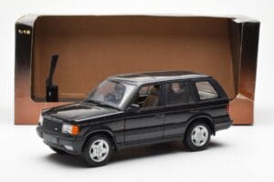 Range Rover P38 4.6 HSE Negro Metálico AUTOart 1:18 70017 Metal - imagen 2 de 9