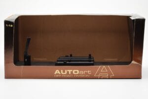 Range Rover P38 4.6 HSE Negro Metálico AUTOart 1:18 70017 Metal - imagen 3 de 9