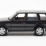 Range Rover P38 4.6 HSE Negro Metálico AUTOart 1:18 - image 4 of 9