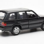 Range Rover P38 4.6 HSE Negro Metálico AUTOart 1:18 - image 6 of 9