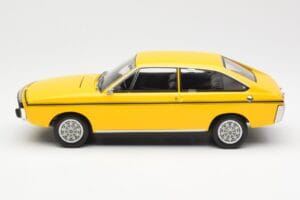 Renault 15 TL Amarillo Negro Norev 1:18 185351 Metal - imagen 3 de 6