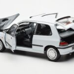 Renault Clio 16S Blanco Norev 1:18 - image 5 of 8