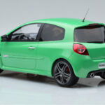 Renault Clio 3 RS Verde Otto 1:18 - image 5 of 6