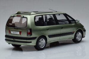 Renault Espace 3 Verde Otto 1:18 OT430 Resina - imagen 2 de 6