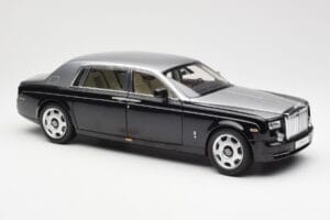 Rolls-Royce Phantom VII EWB Negro y Plata Kyosho 1:18 08841BKS Metal - imagen 6 de 8