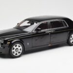 Rolls-Royce Phantom VII EWB Diamond Negro Kyosho 1:18 08841DBK2