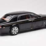 Rolls-Royce Phantom VII EWB Diamond Negro Kyosho 1:18 08841DBK2 - image 3 of 8