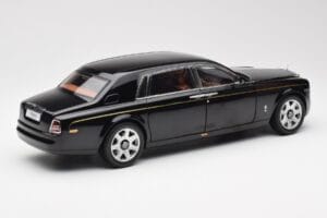 Rolls-Royce Phantom VII EWB Diamond Negro Kyosho 1:18 08841DBK2 Metal - imagen 3 de 8