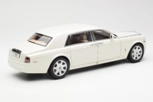 Rolls-Royce Phantom VII EWB English Blanco Kyosho 1:18 08841EW2 Metal - imagen 3 de 8