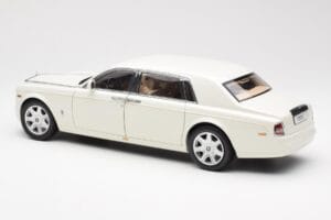 Rolls-Royce Phantom VII EWB English Blanco Kyosho 1:18 08841EW2 Metal - imagen 7 de 8