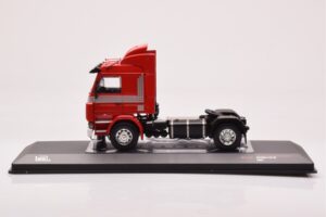 Scania 142 M Rojo IXO 1:43
