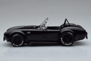 Shelby Cobra 427 S/C Negro Kyosho 1:18 08048BK Metal - imagen 4 de 9